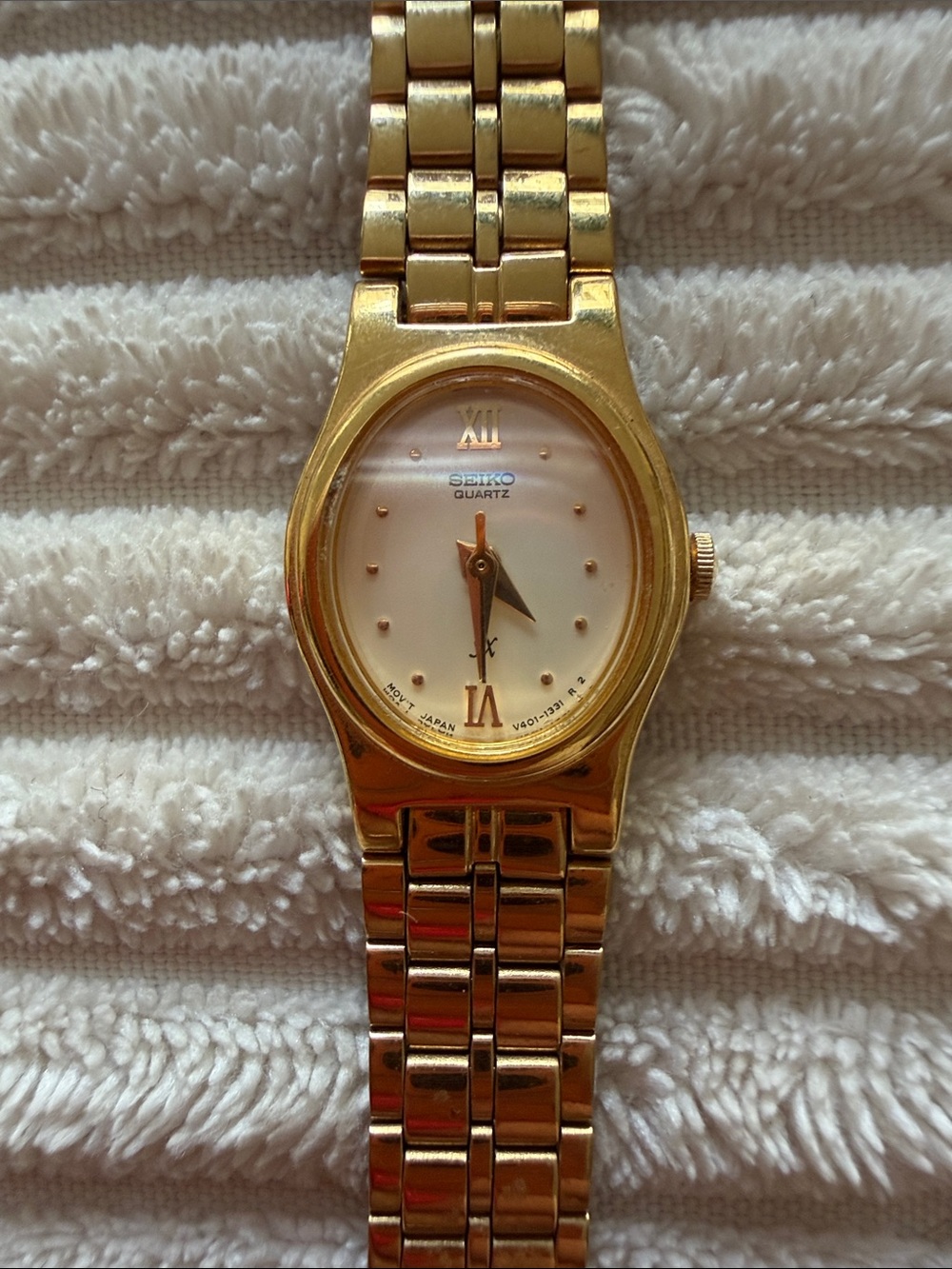 Seiko Gold and White Ladies' Quartz Bracelet Watch